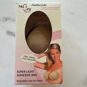 Nu Bra, New in Box, Washable & Reusable Adhesive - Size B
